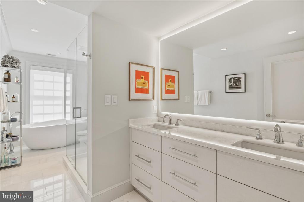 1821 KALORAMA SQUARE NW 11