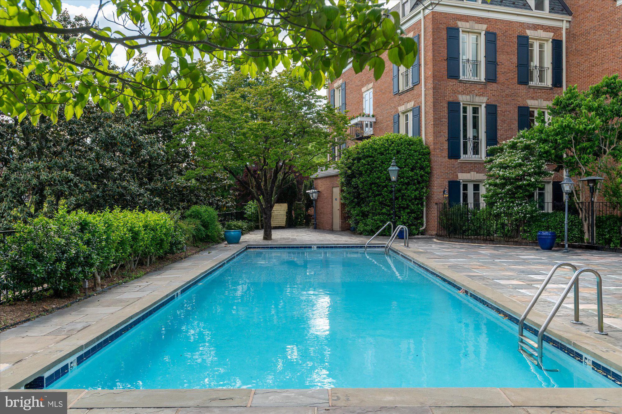 1821 KALORAMA SQUARE NW 11