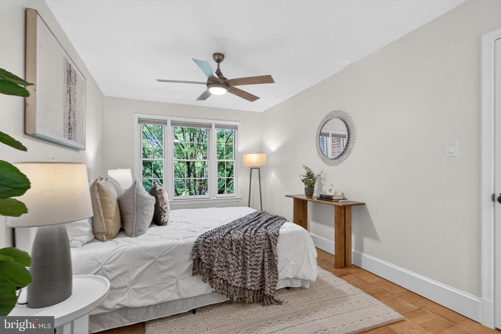 3297 SUTTON PLACE NW Unit: C