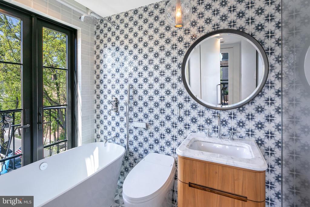 1832 CORCORAN STREET NW Unit: A