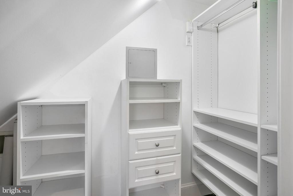 1832 CORCORAN STREET NW Unit: B