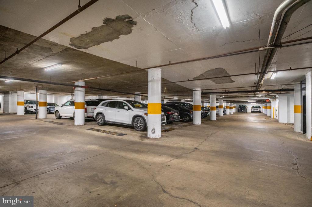 3299 K STREET NW Unit: 401