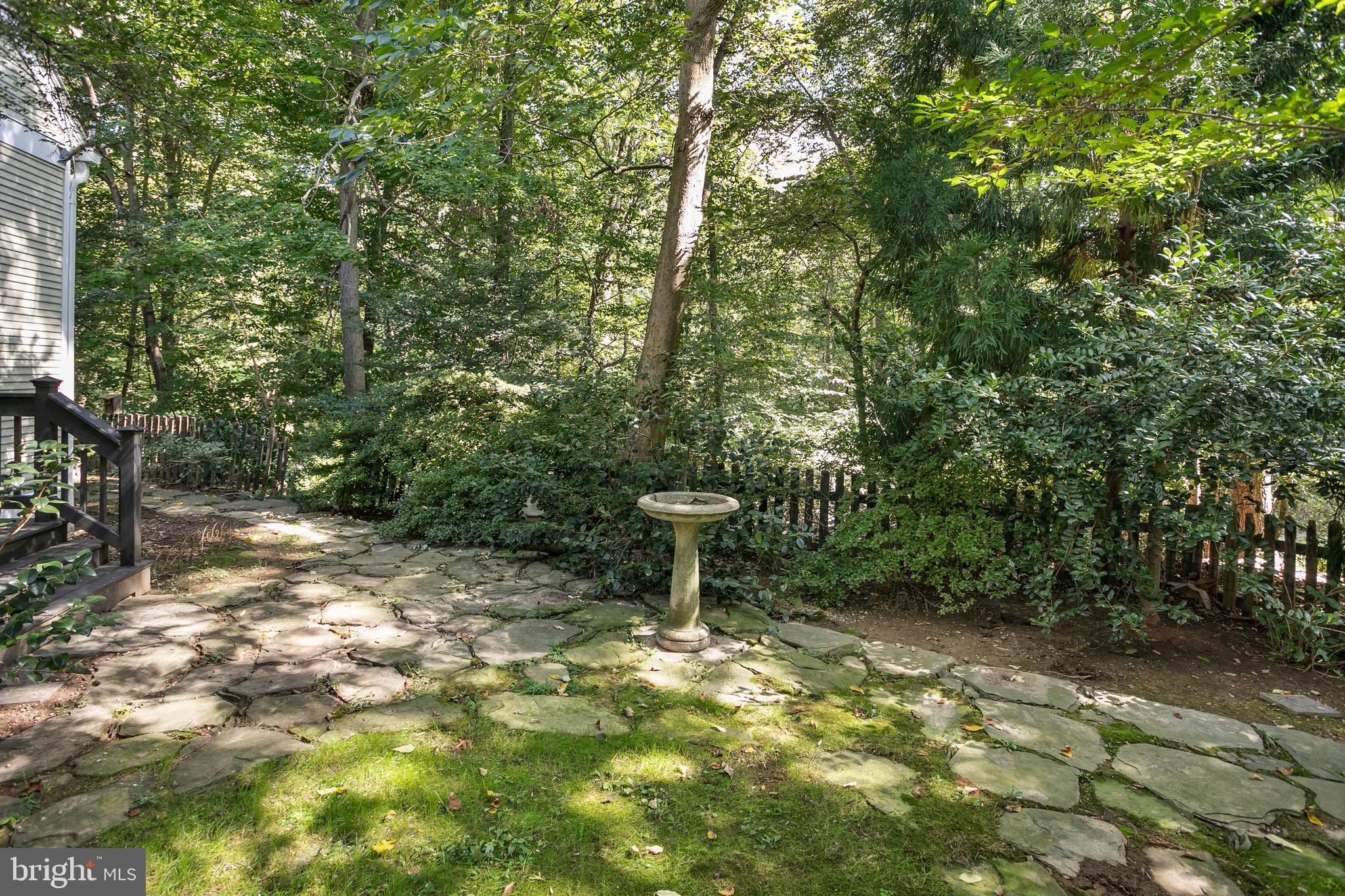 11513 Luvie COURT