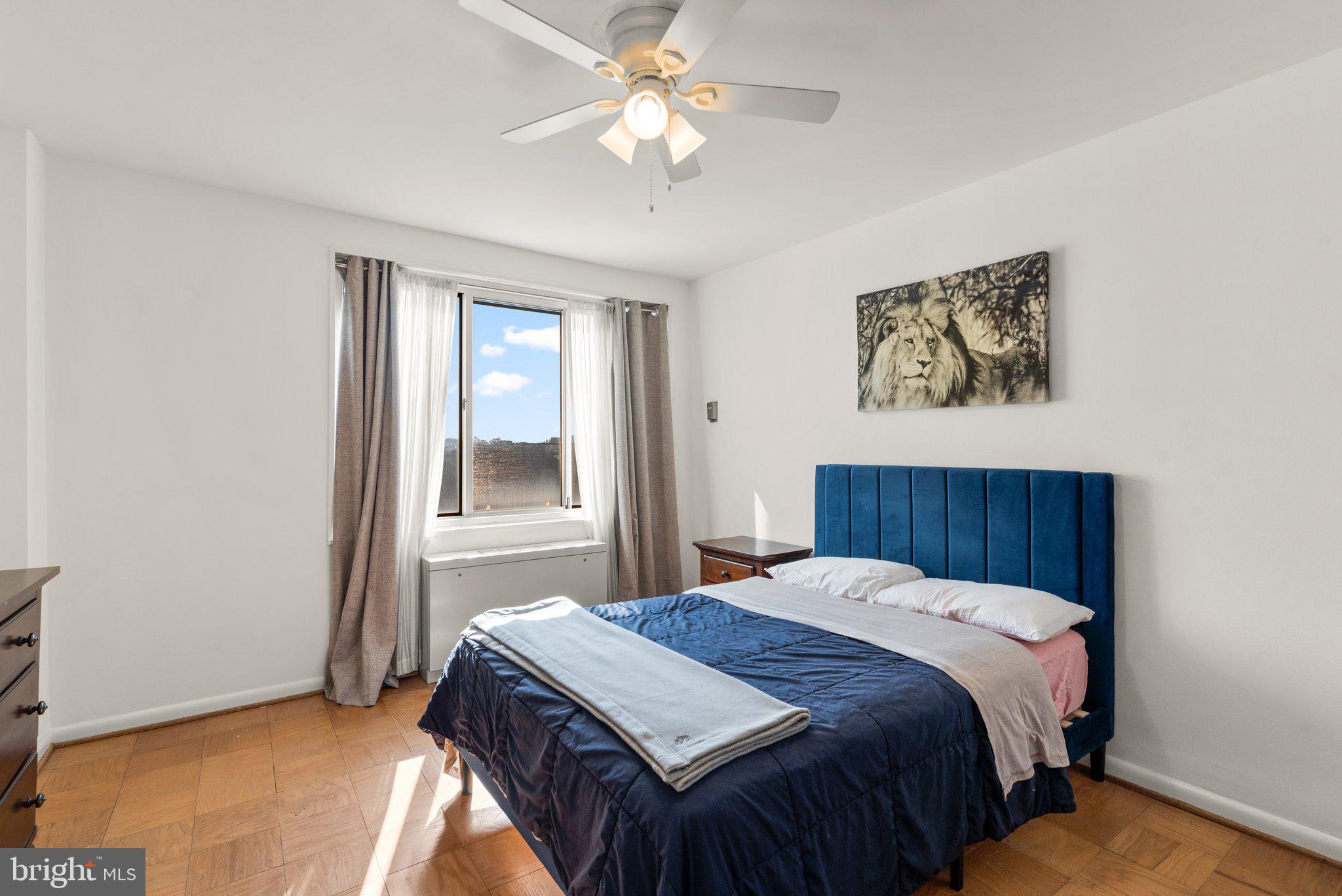 10201 Grosvenor Pl #1528