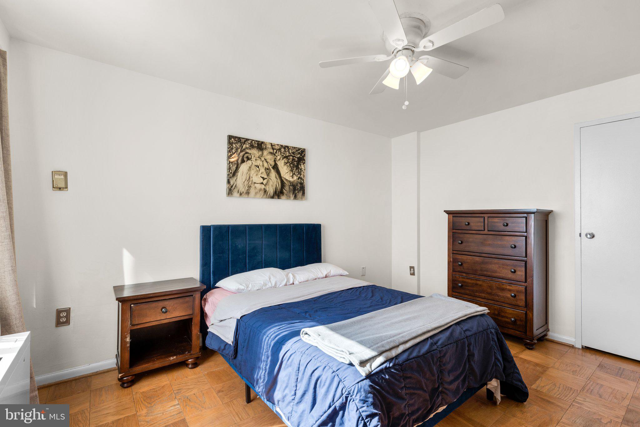 10201 Grosvenor Pl #1528