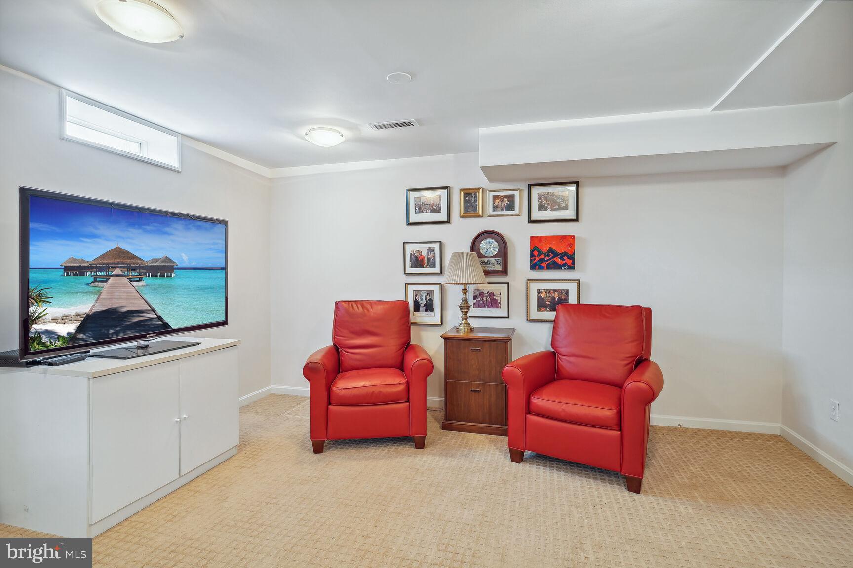 11133 Hunt Club Dr