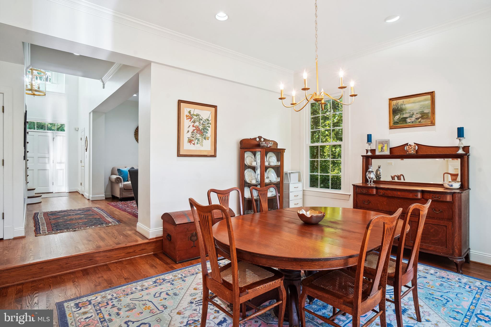 4 Town Gate Ct