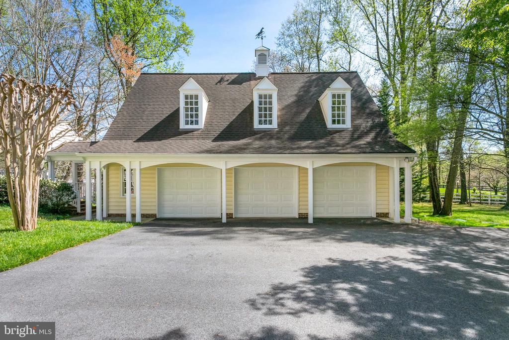 11015 Glen Rd