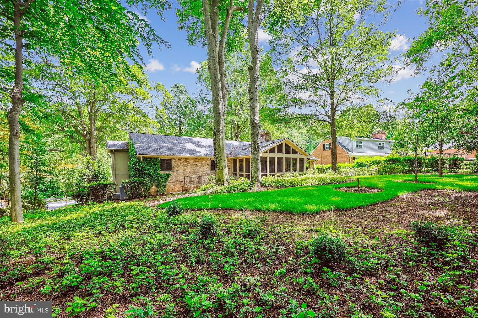 7411 Arrowood Rd