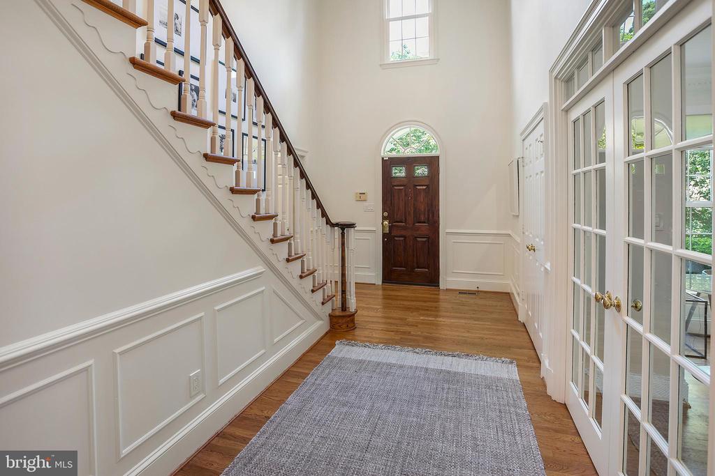 8316 COMANCHE COURT