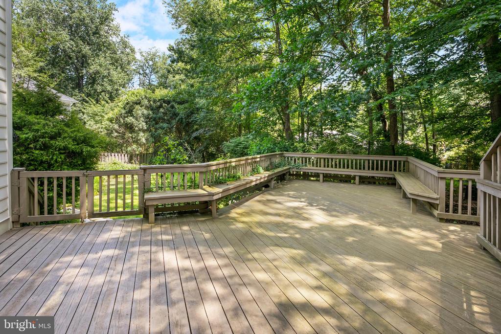 8316 COMANCHE COURT