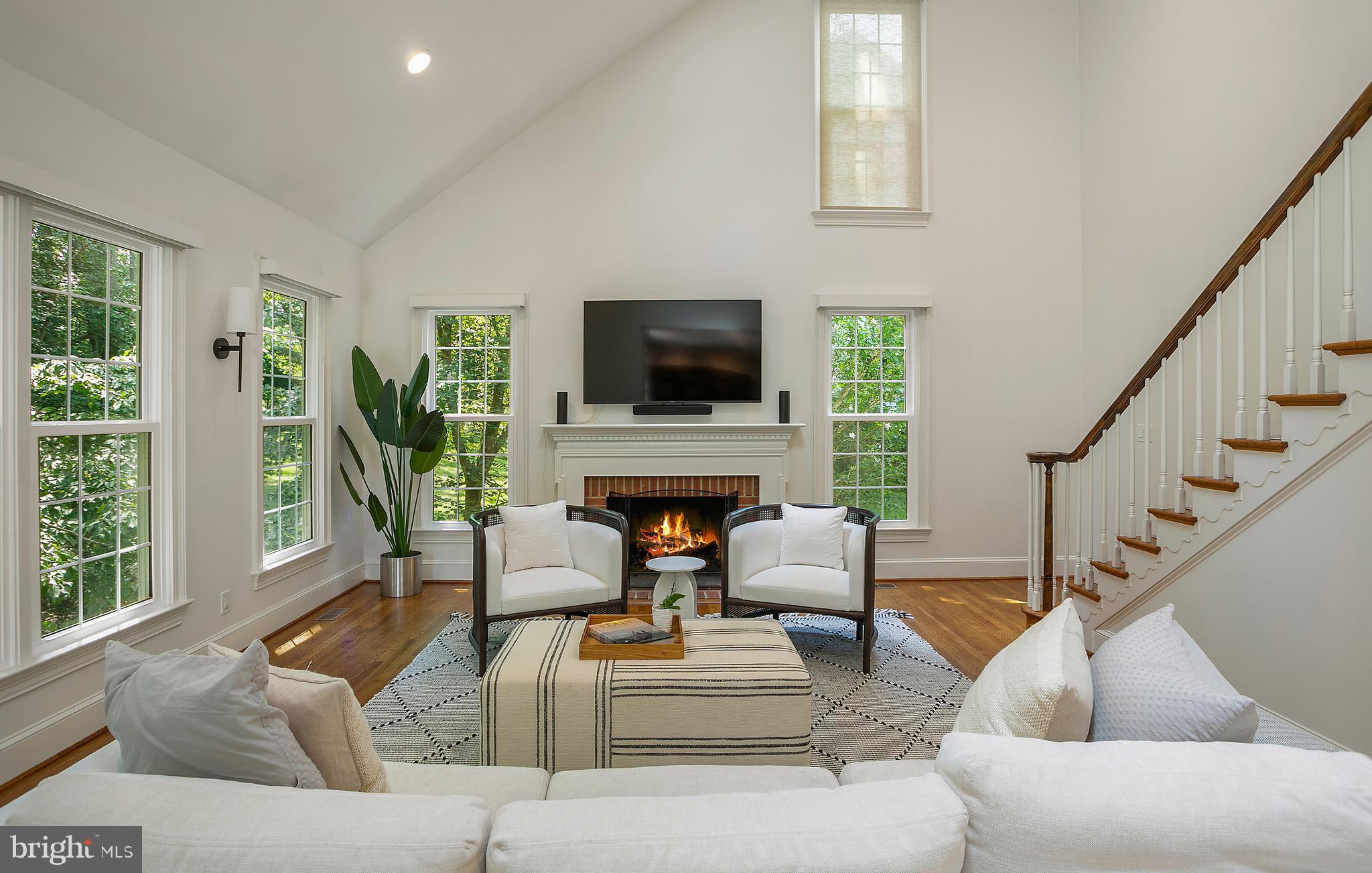 8316 COMANCHE COURT