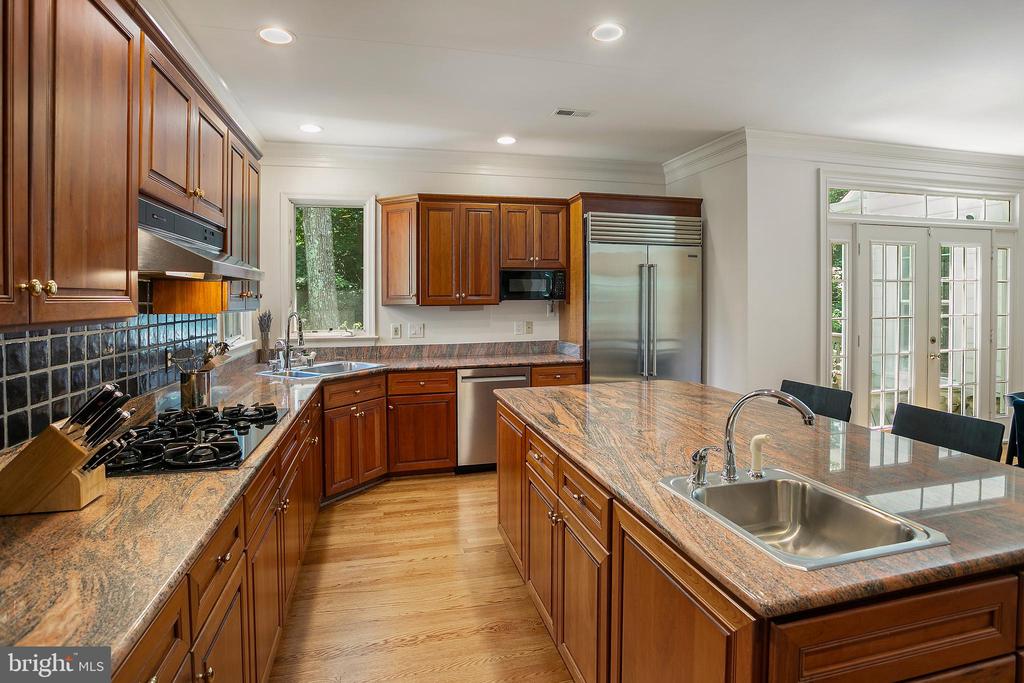 8316 COMANCHE COURT