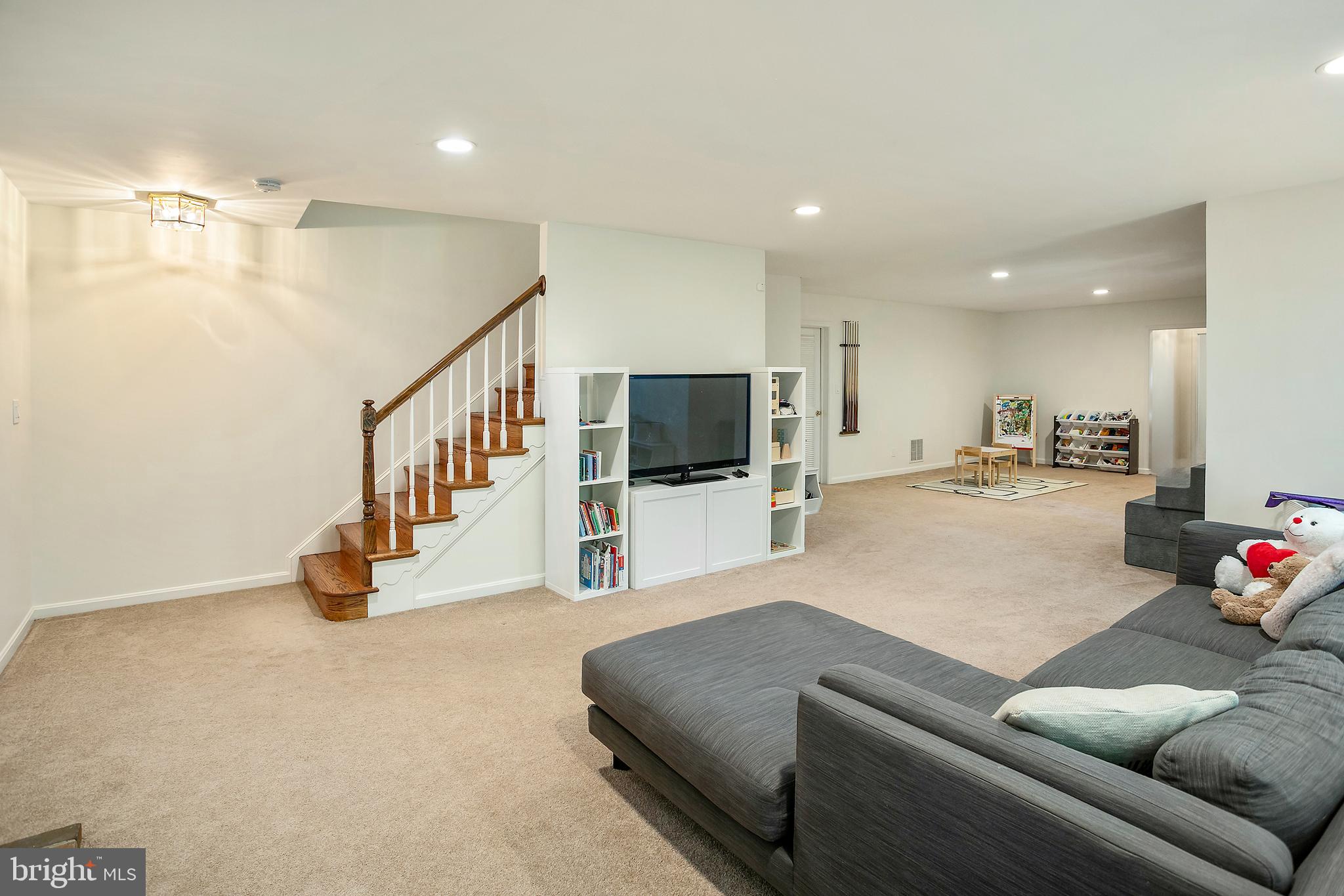8316 COMANCHE COURT