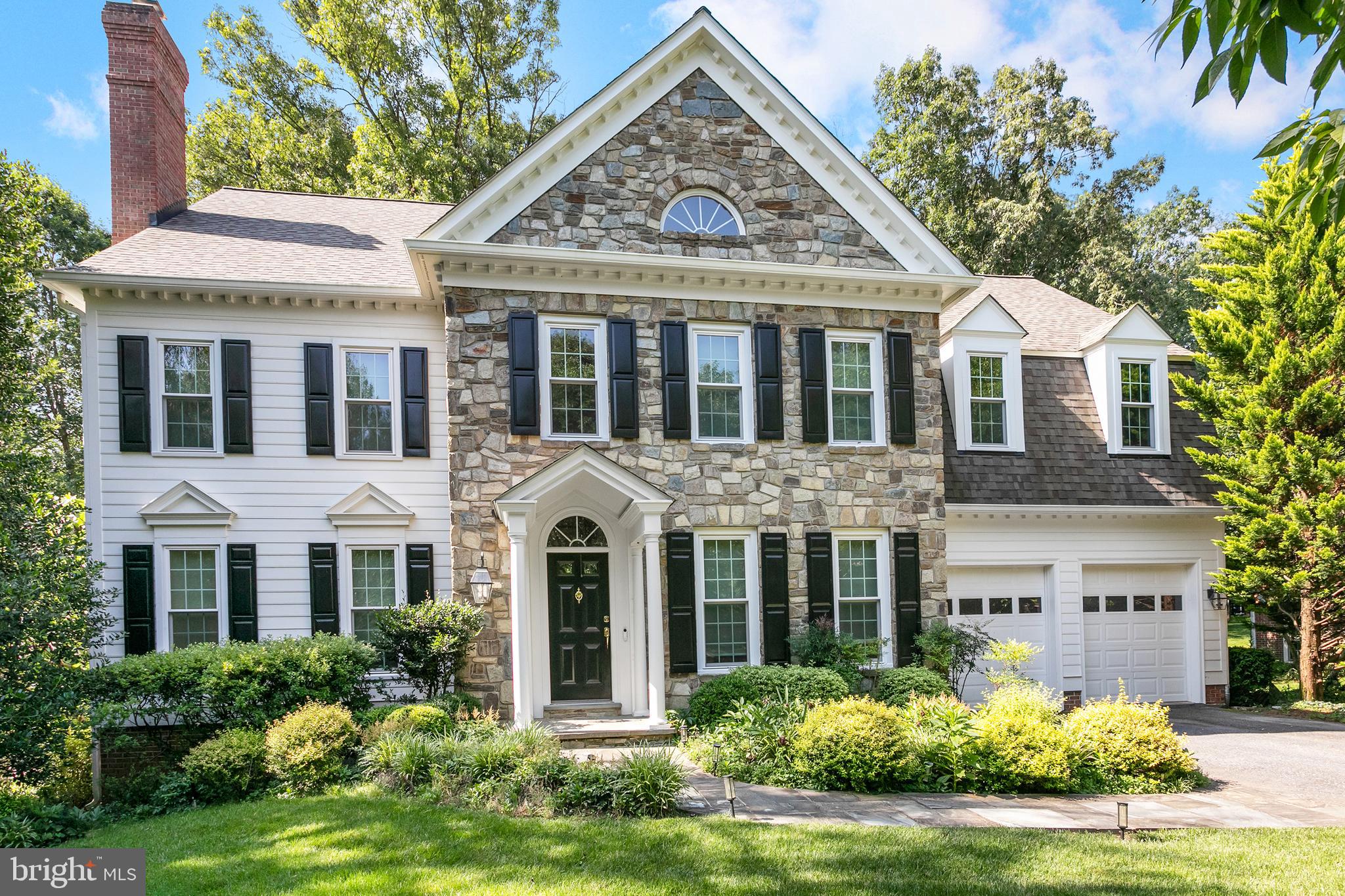 8316 COMANCHE COURT