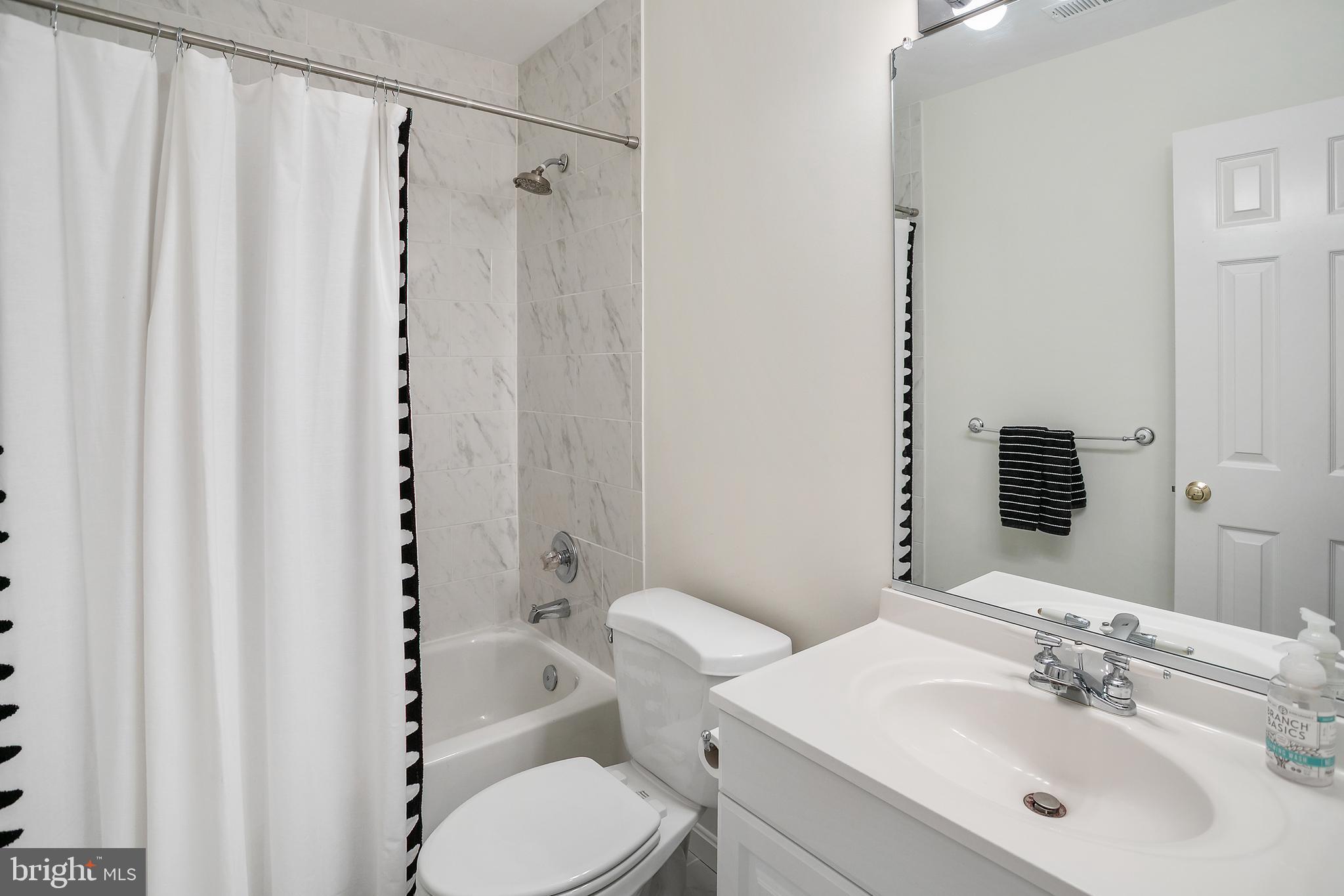 8316 COMANCHE COURT