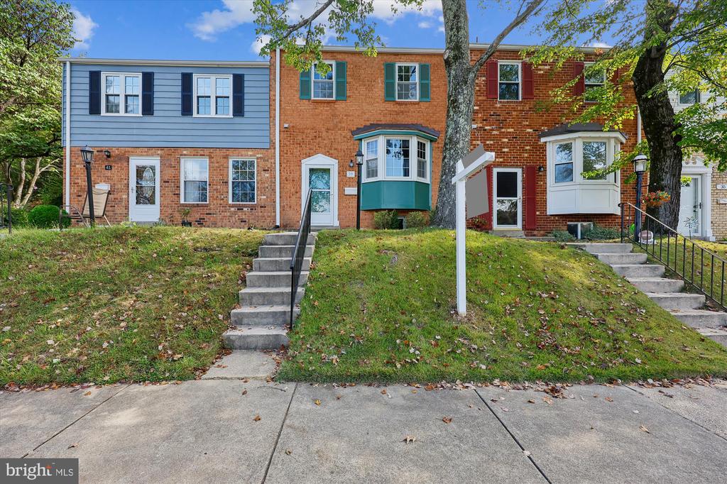 39 ORCHARD DRIVE