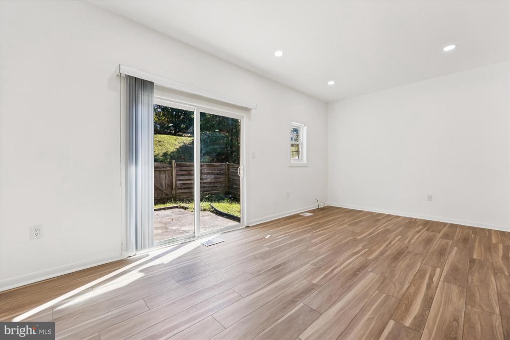 39 ORCHARD DRIVE