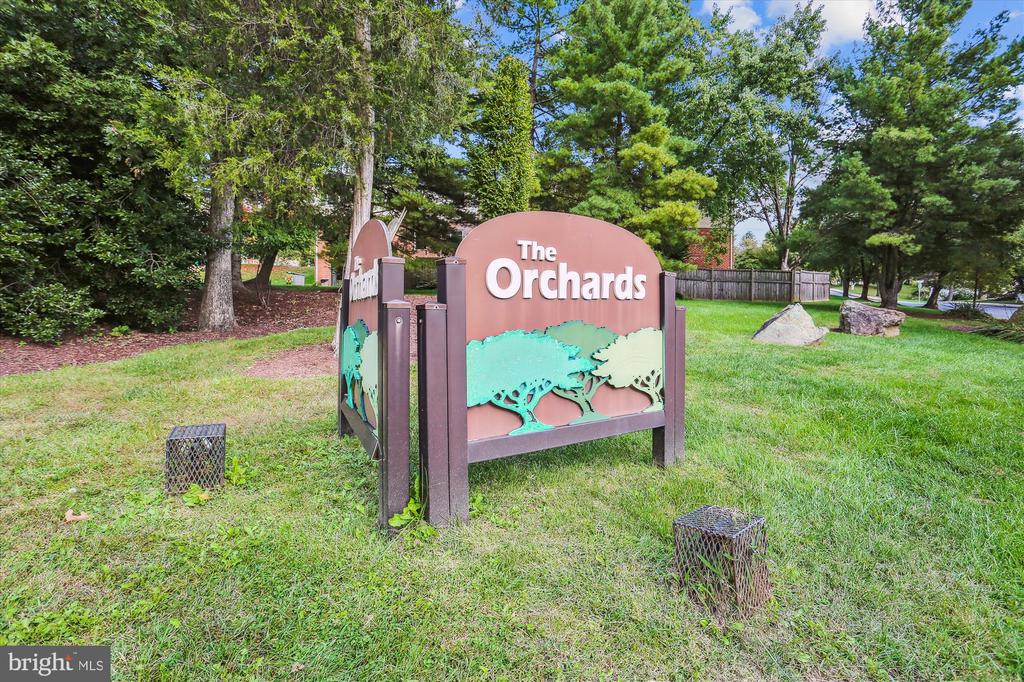 39 ORCHARD DRIVE