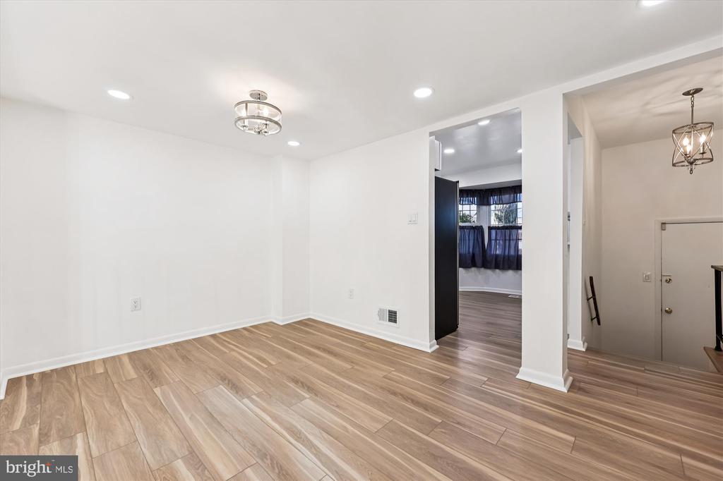 39 ORCHARD DRIVE