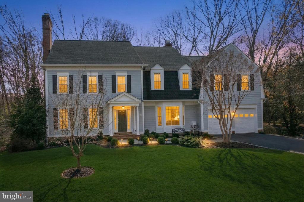 8318 COMANCHE COURT