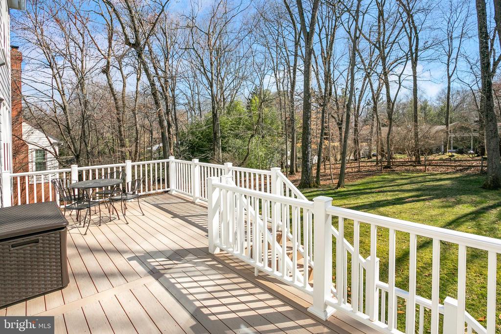 8318 COMANCHE COURT