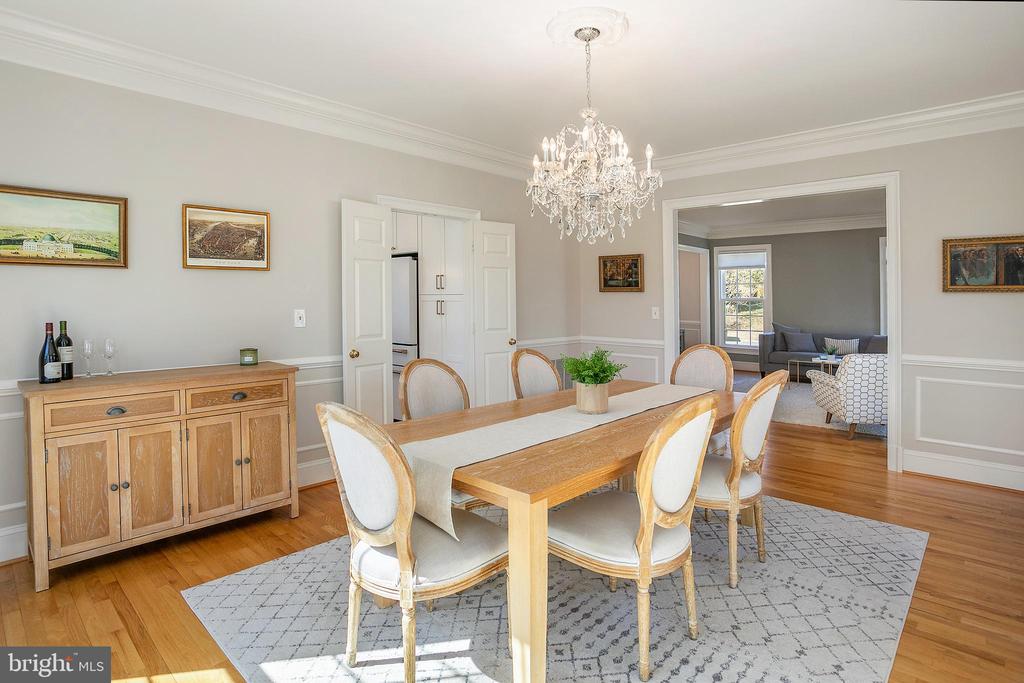 8318 COMANCHE COURT