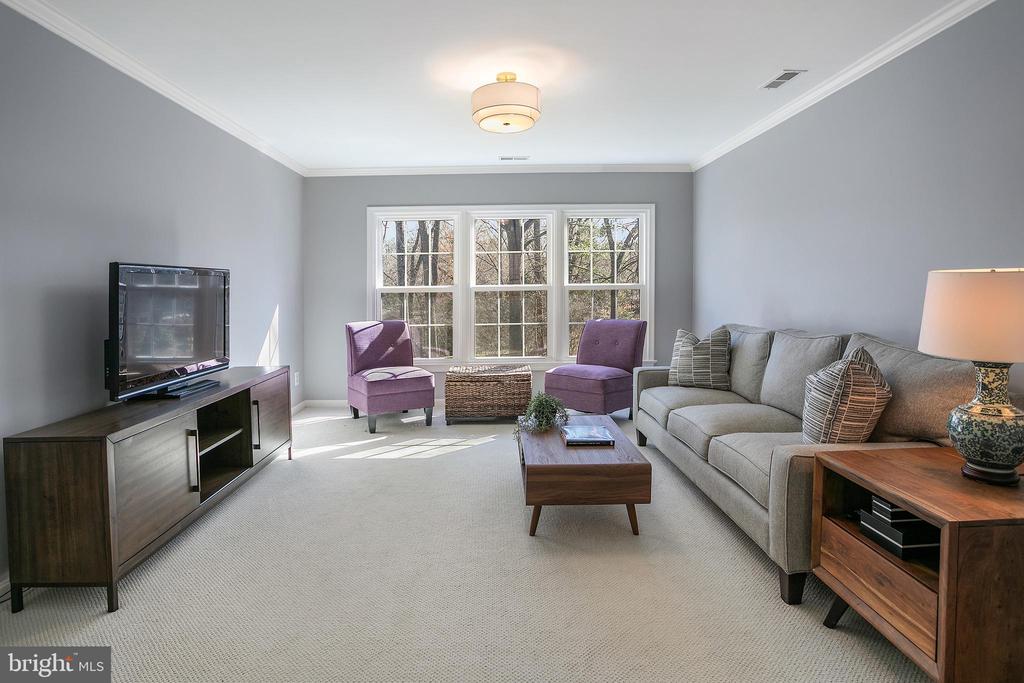 8318 COMANCHE COURT