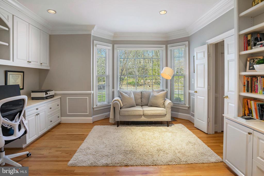 8318 COMANCHE COURT