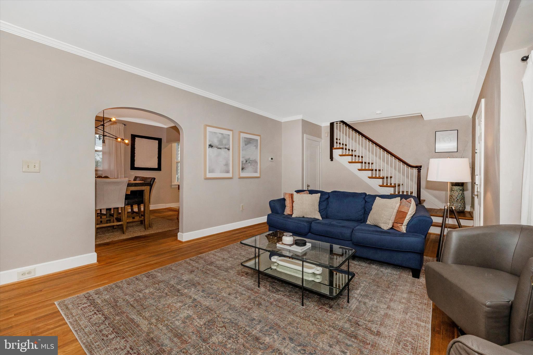 201 E Irvin Ave