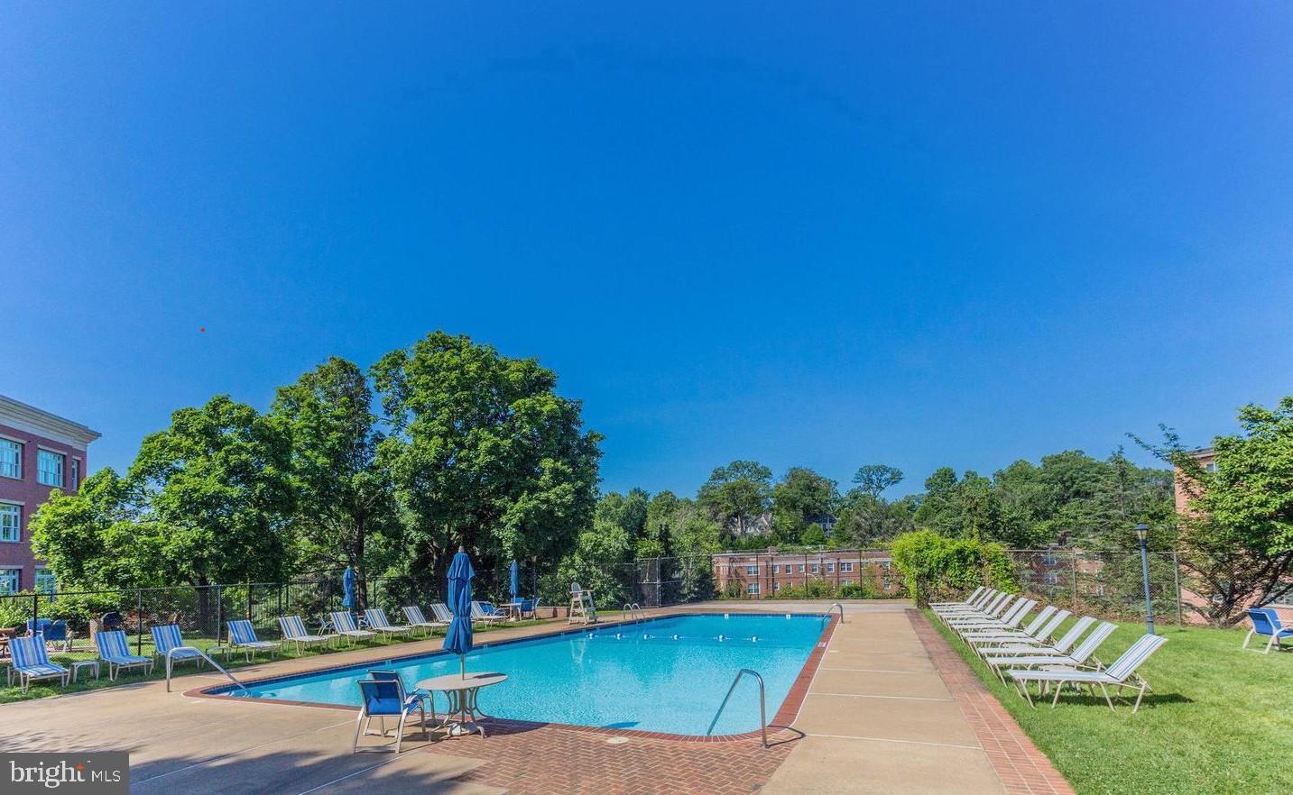 3000 SPOUT RUN PKWY PARKWAY A303