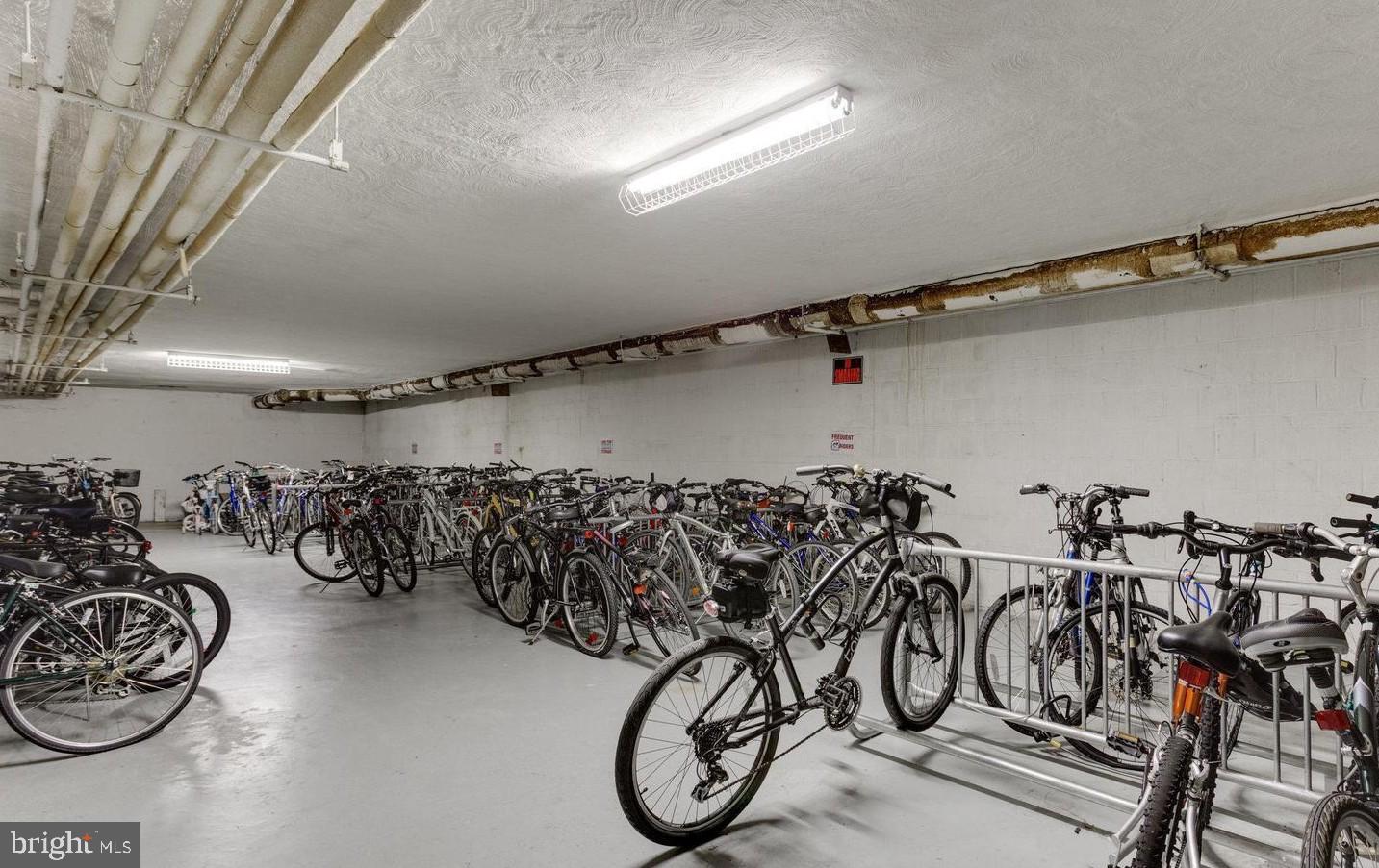 3000 SPOUT RUN PKWY PARKWAY A303