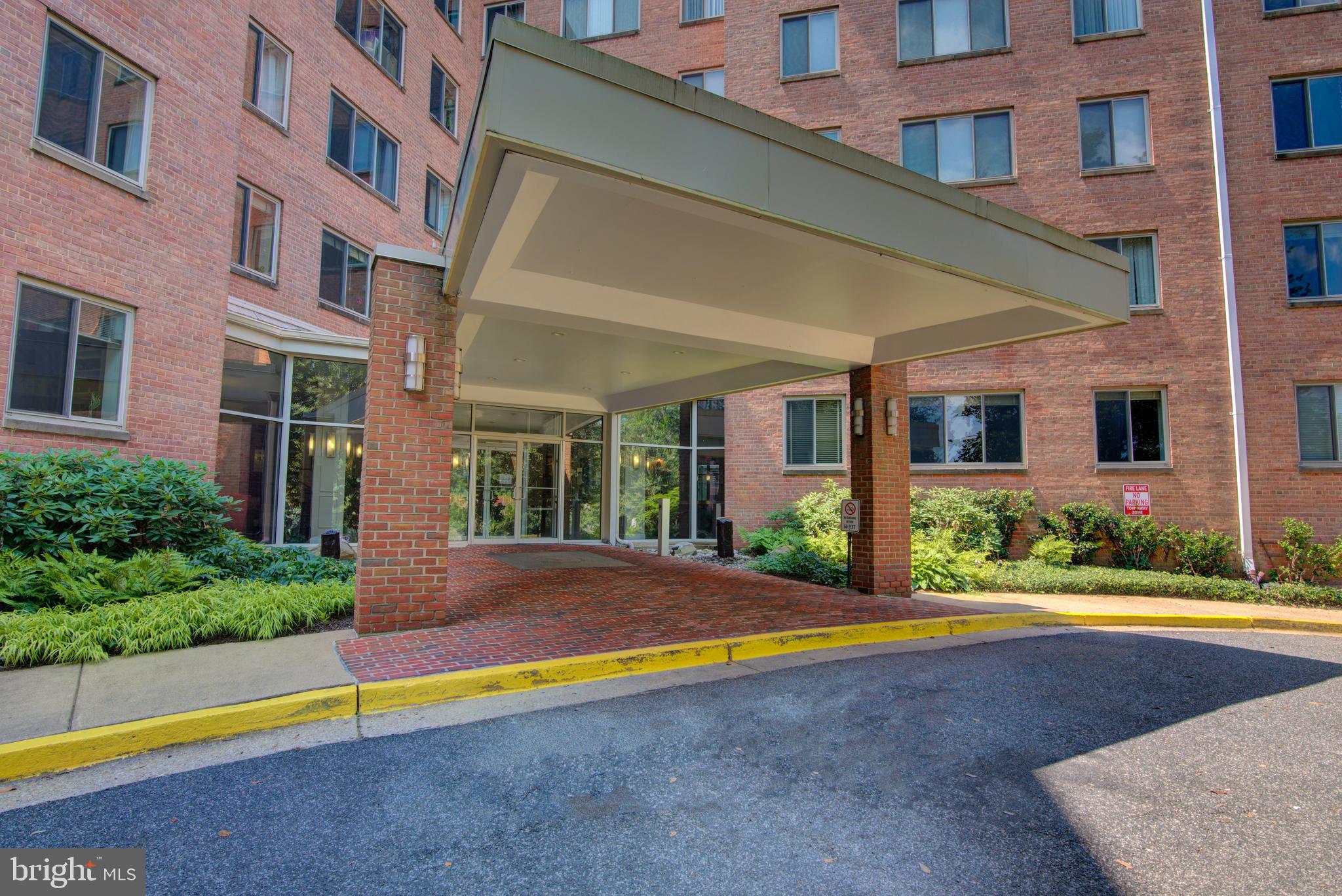 3000 SPOUT RUN PKWY PARKWAY A303