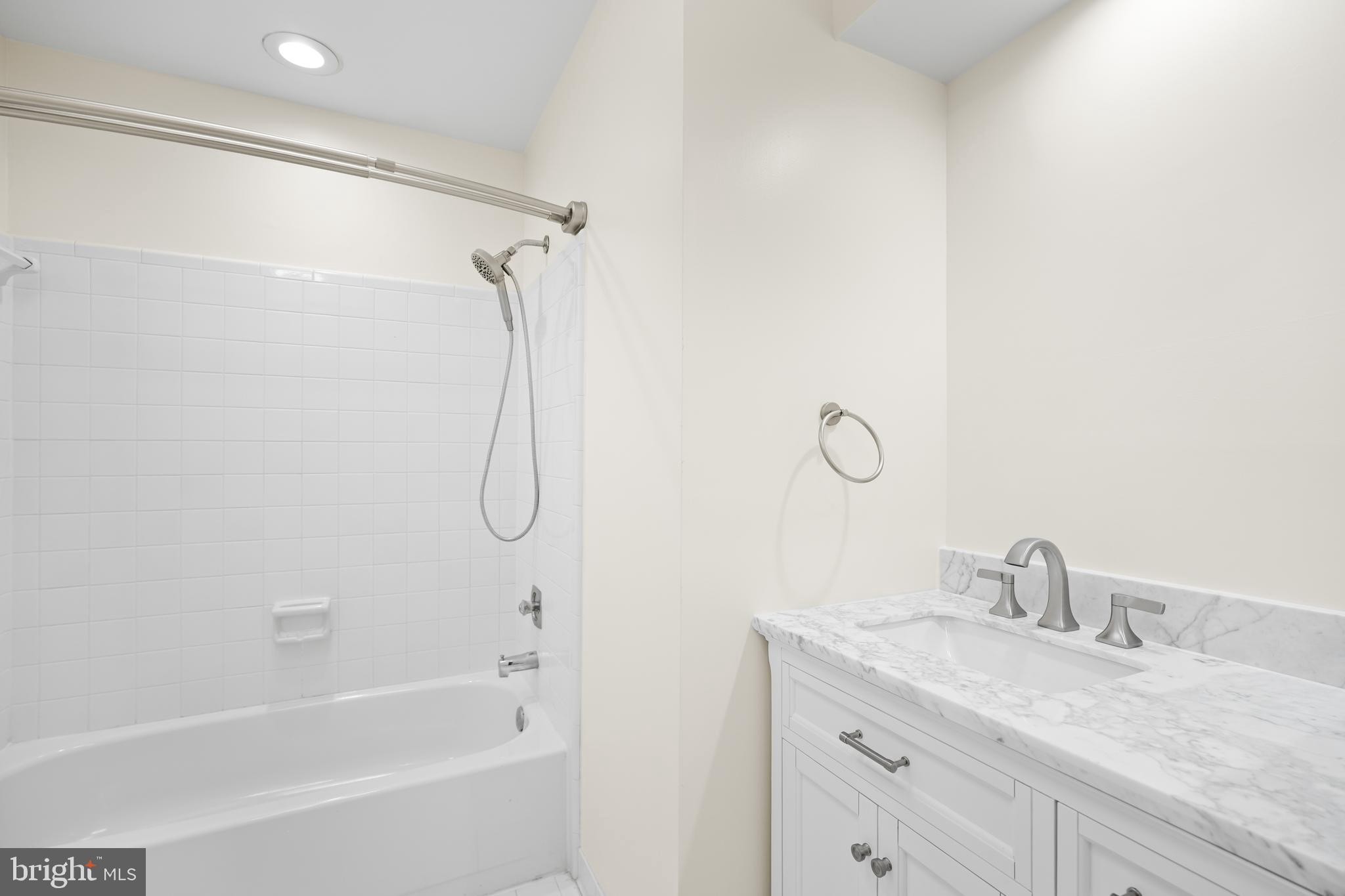 34 N GARFIELD STREET