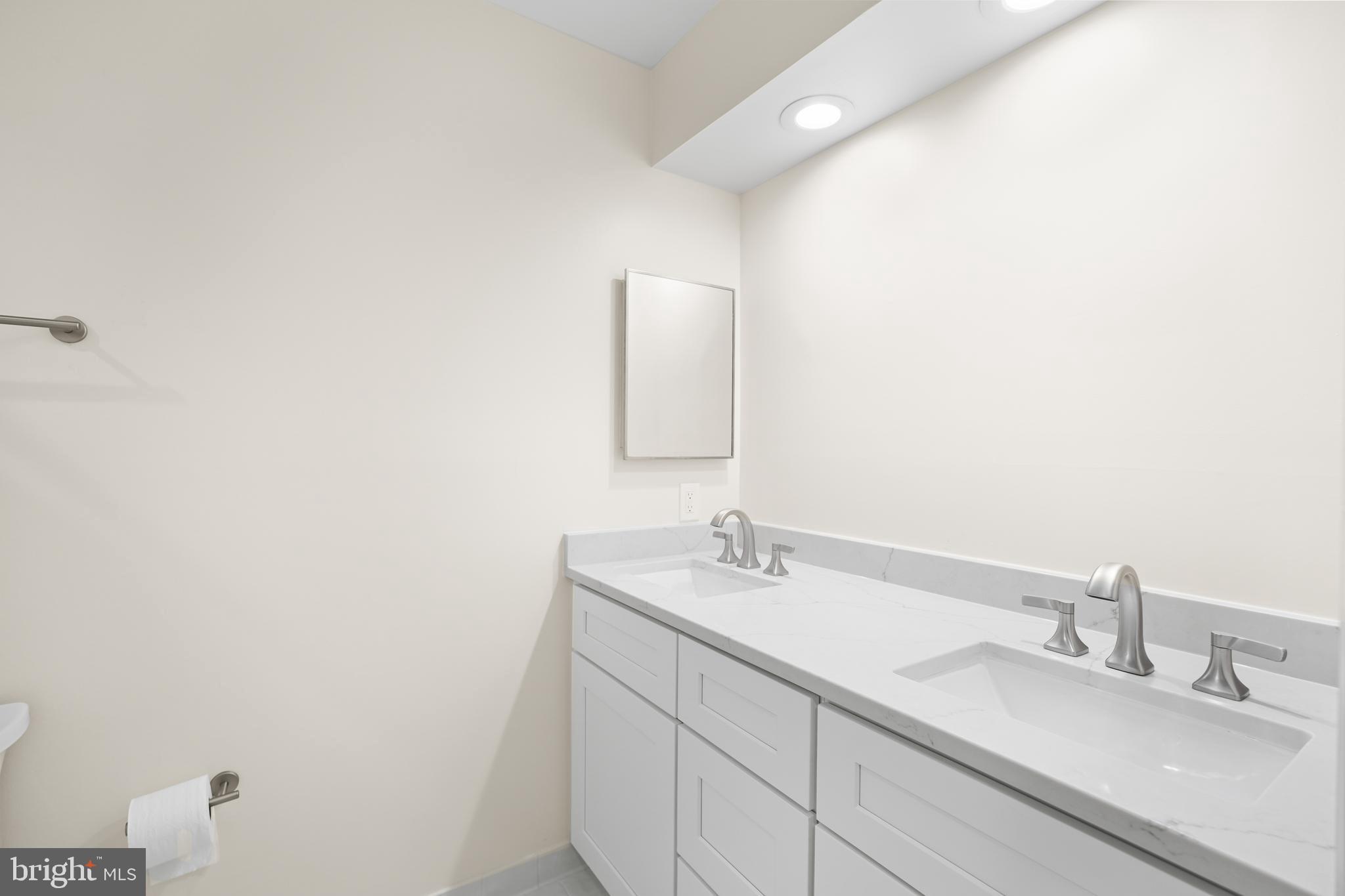 34 N GARFIELD STREET