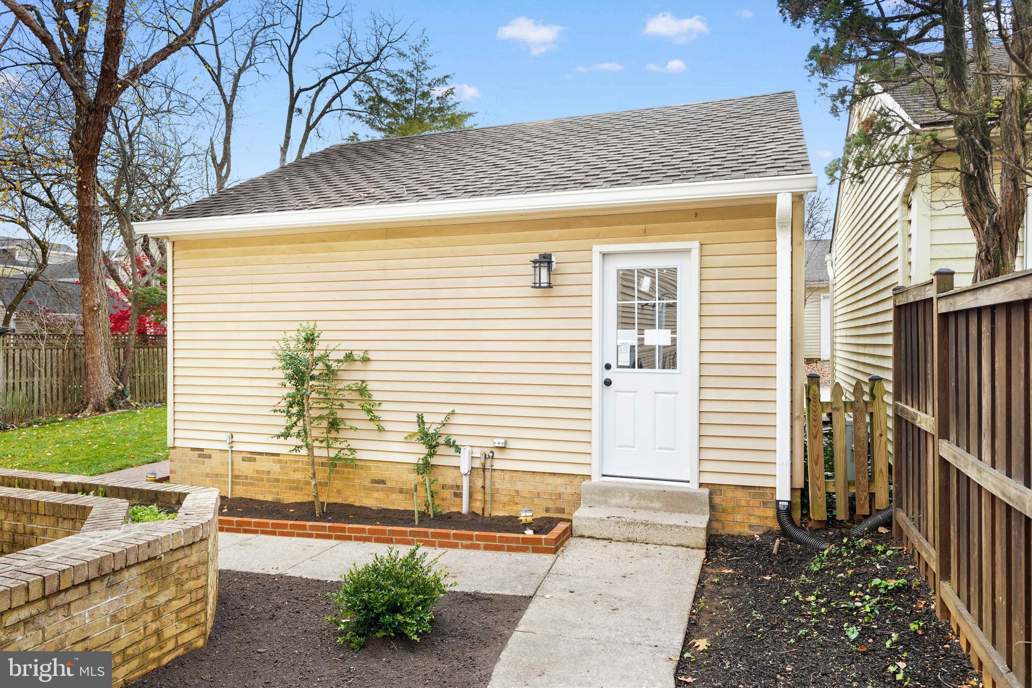 34 N GARFIELD STREET