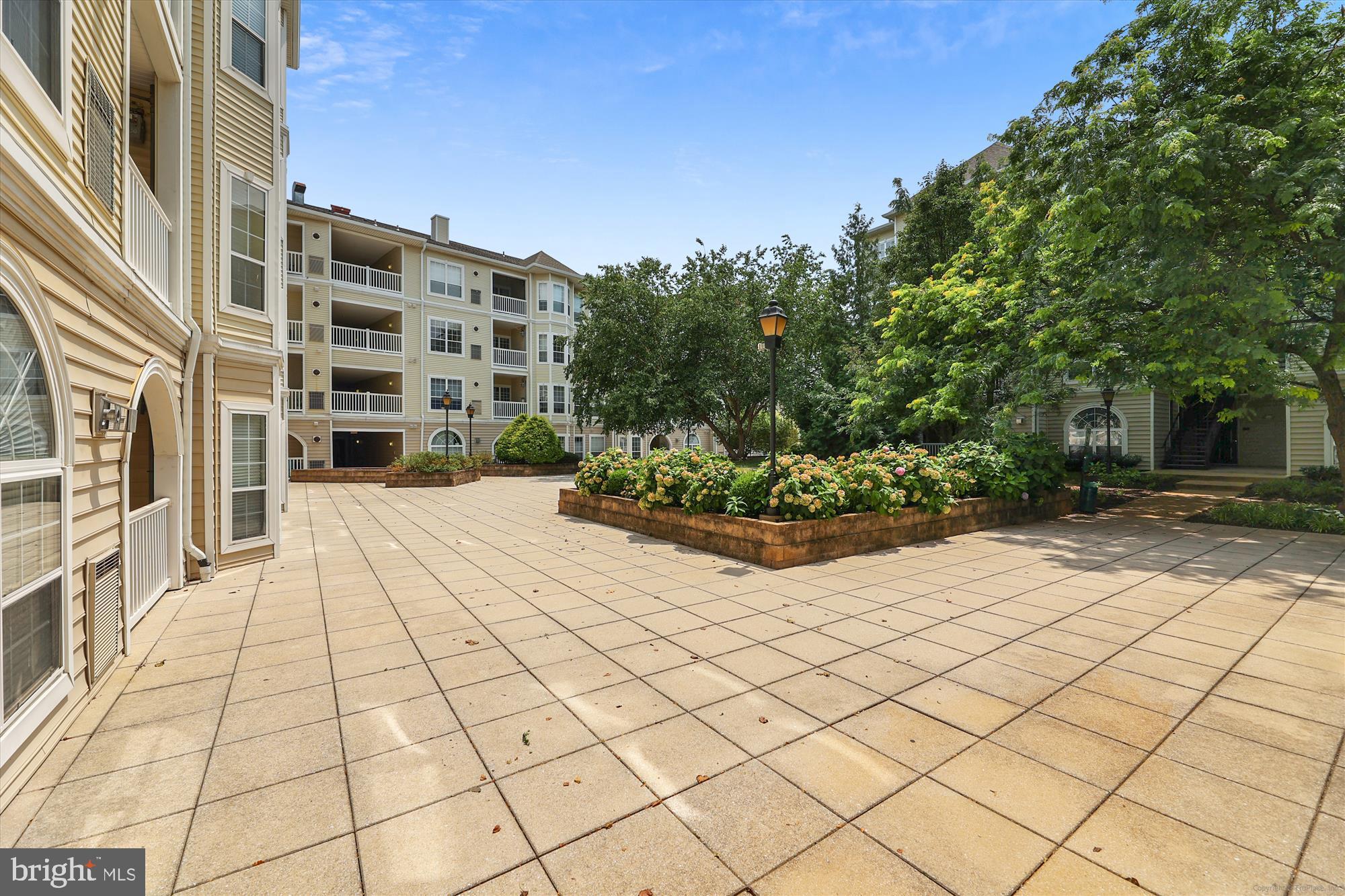 4550 Strutfield #2107