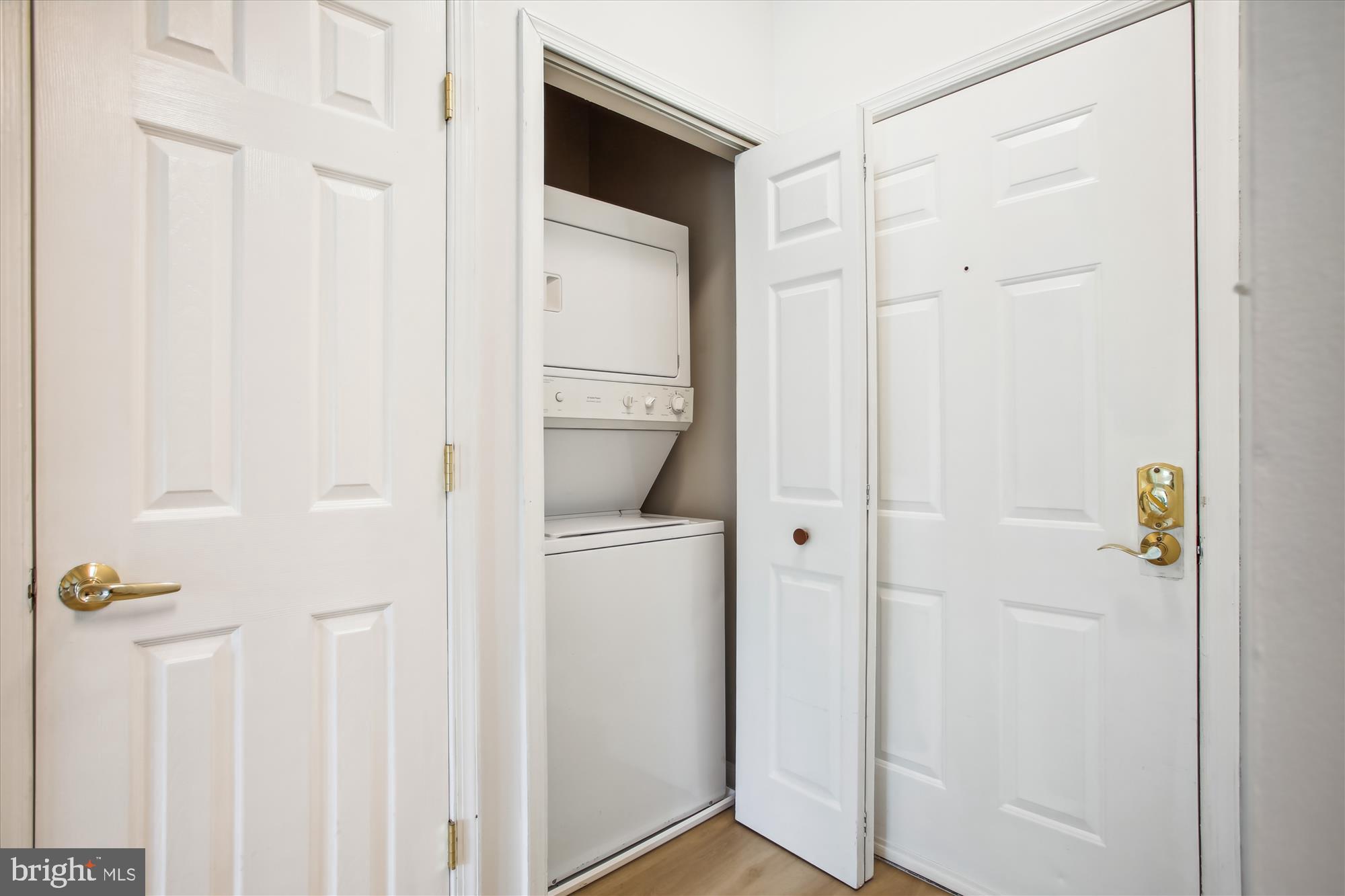 4550 Strutfield #2107