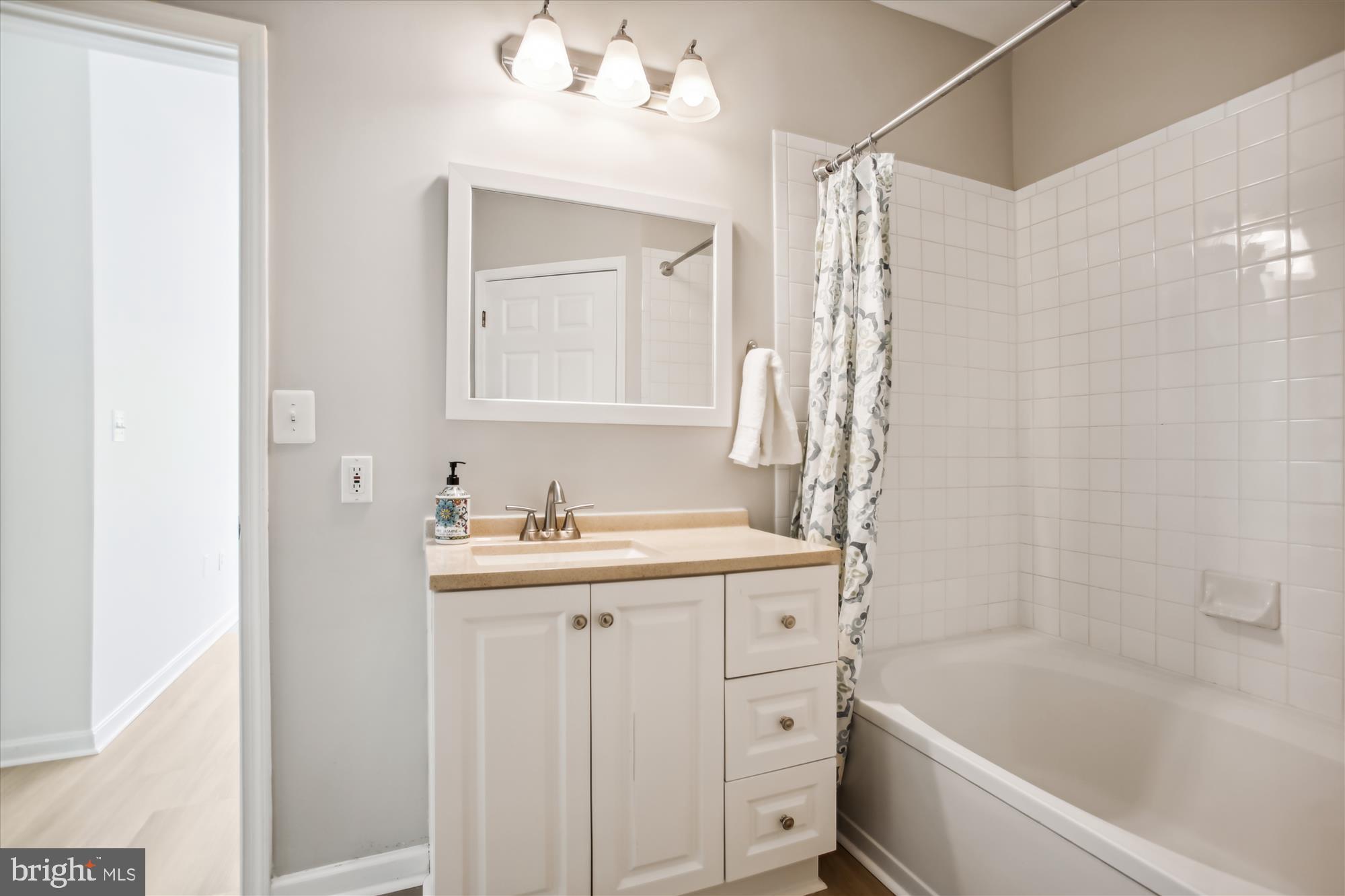 4550 Strutfield #2107
