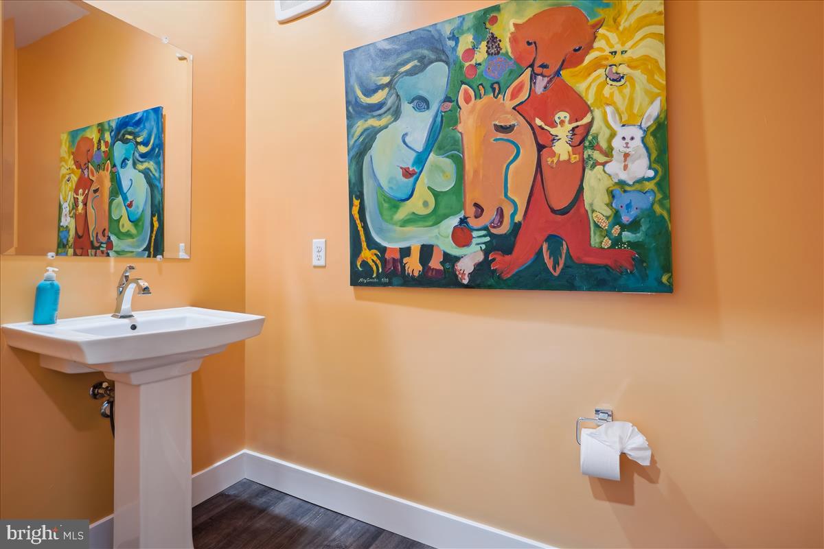 1761 OLD MEADOW ROAD 412