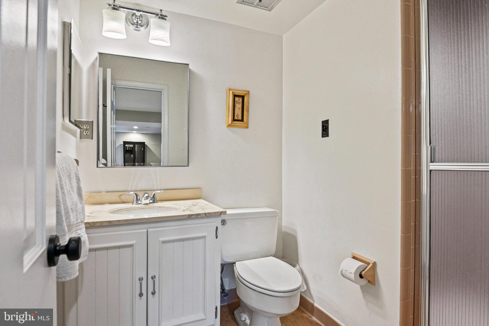 1107 SAVILE LANE