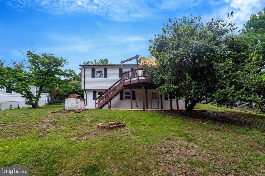 6434 CARRIAGE DRIVE