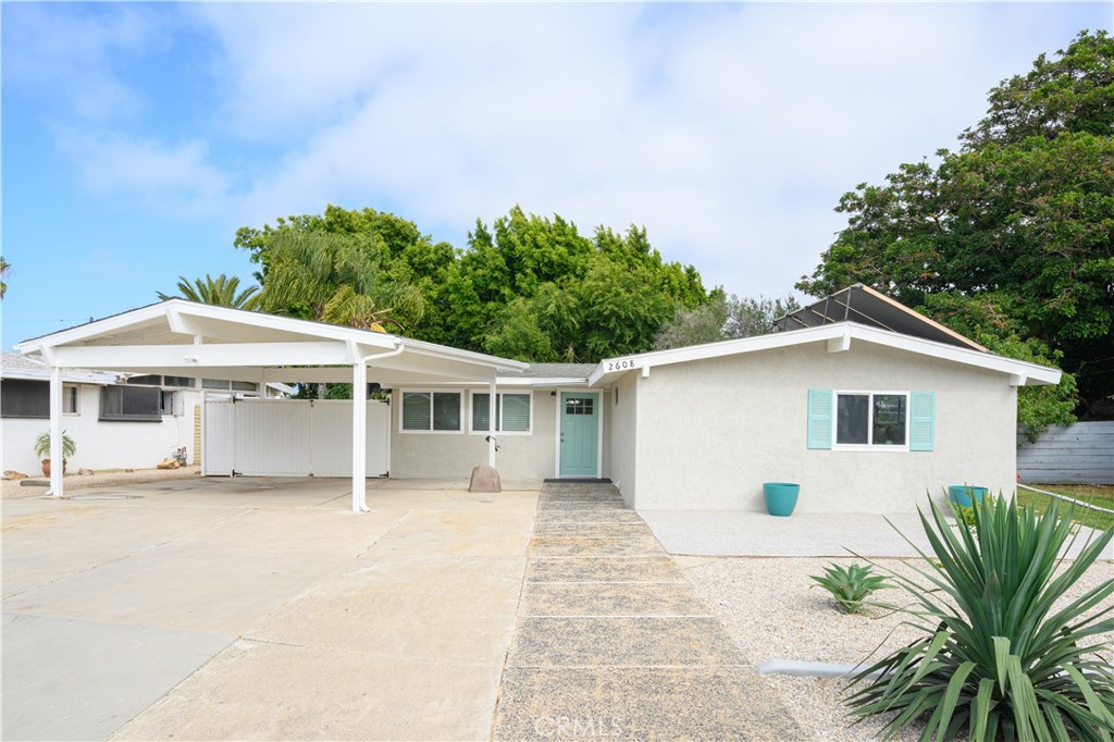 2608 Willo Lane