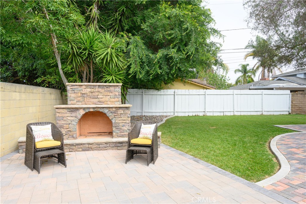 2608 Willo Lane