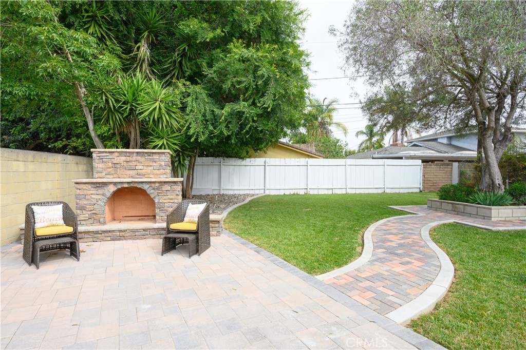 2608 Willo Lane