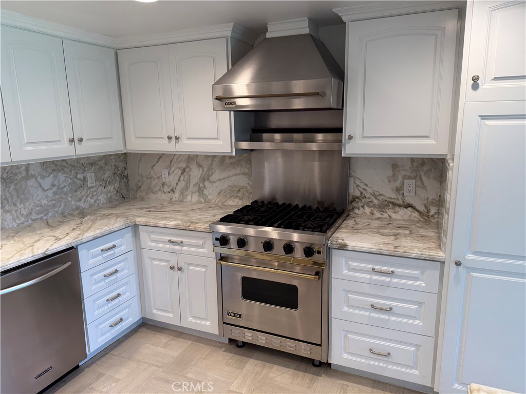 17 Sea Island Drive