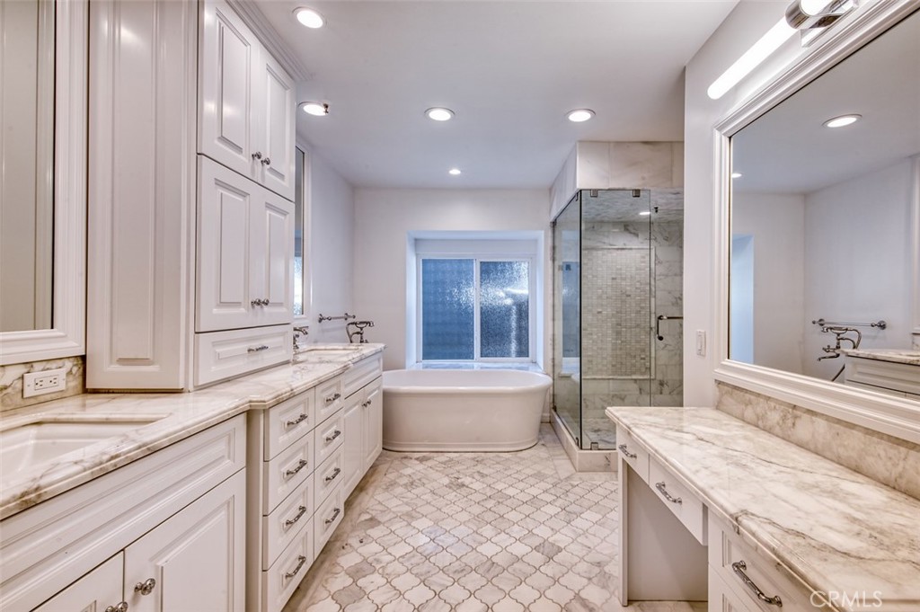17 Sea Island Drive
