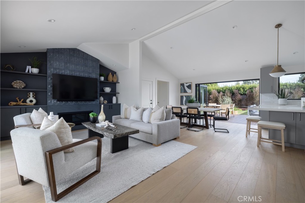 2384 Fordham Drive
