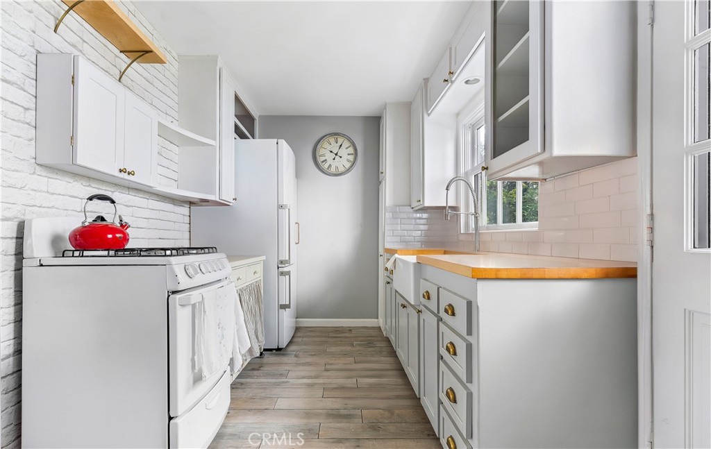 304 Dahlia Place