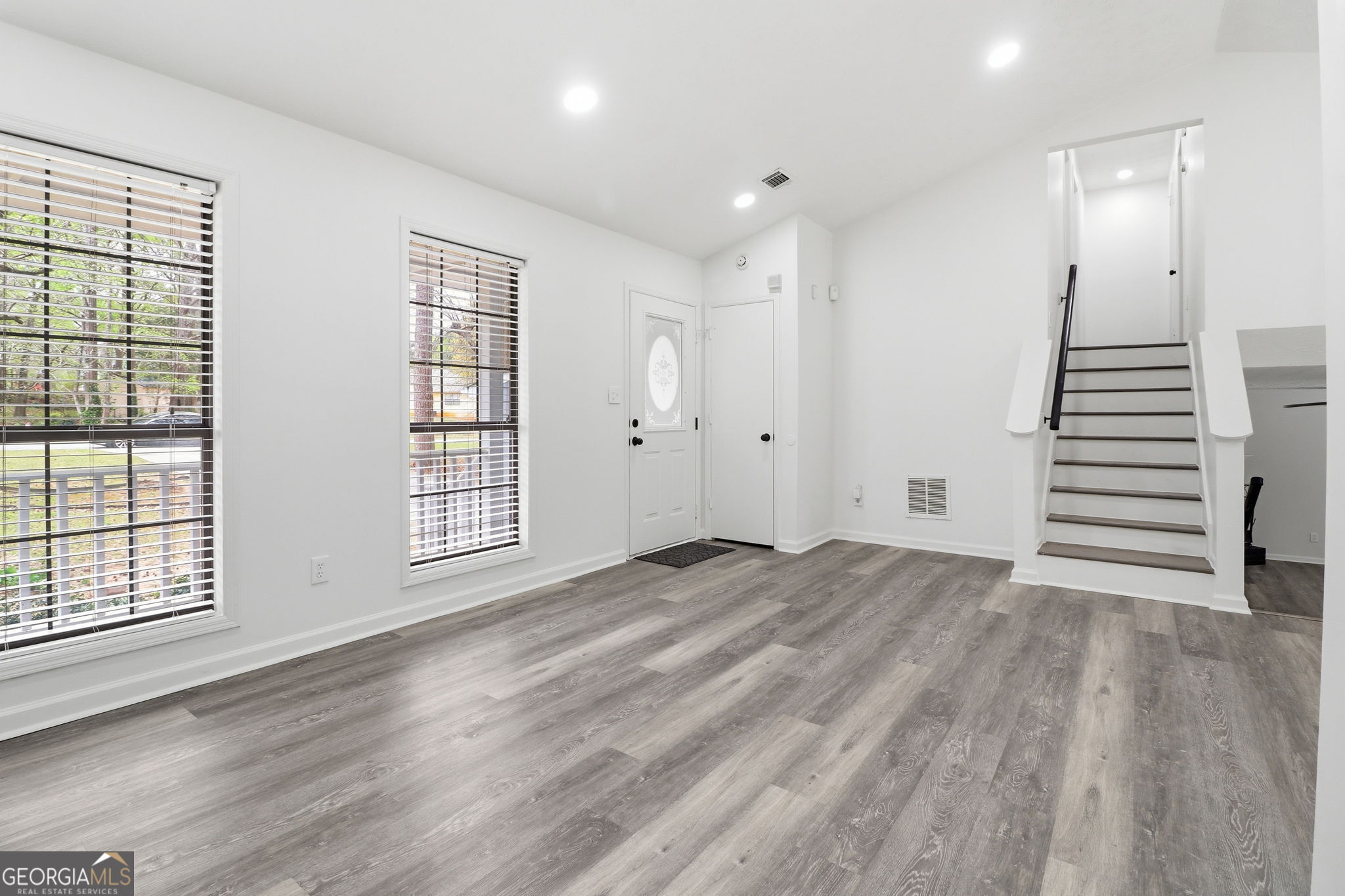 29 Court N